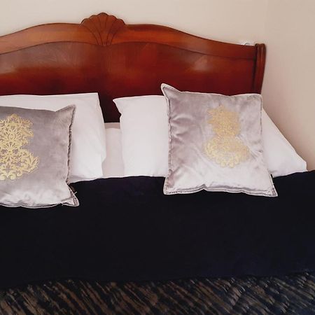 Hotel Rezydencja Rosa プシェムィシル エクステリア 写真