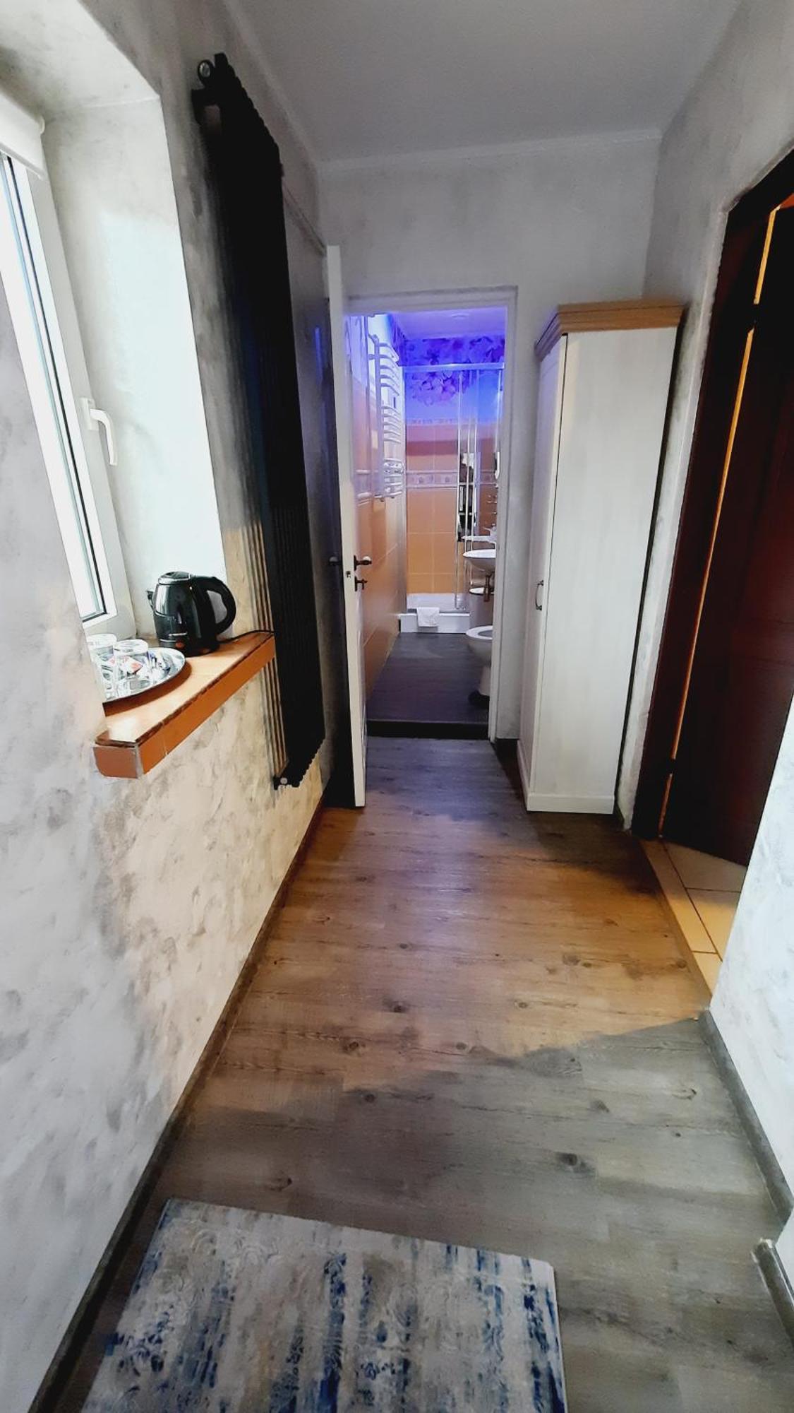 Hotel Rezydencja Rosa プシェムィシル エクステリア 写真