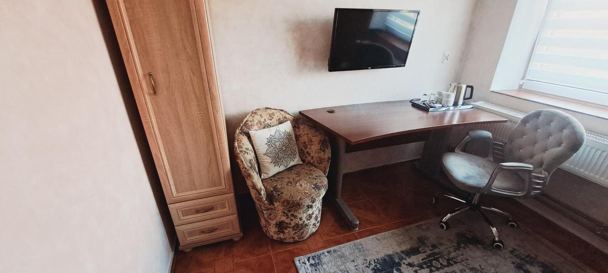Hotel Rezydencja Rosa プシェムィシル エクステリア 写真